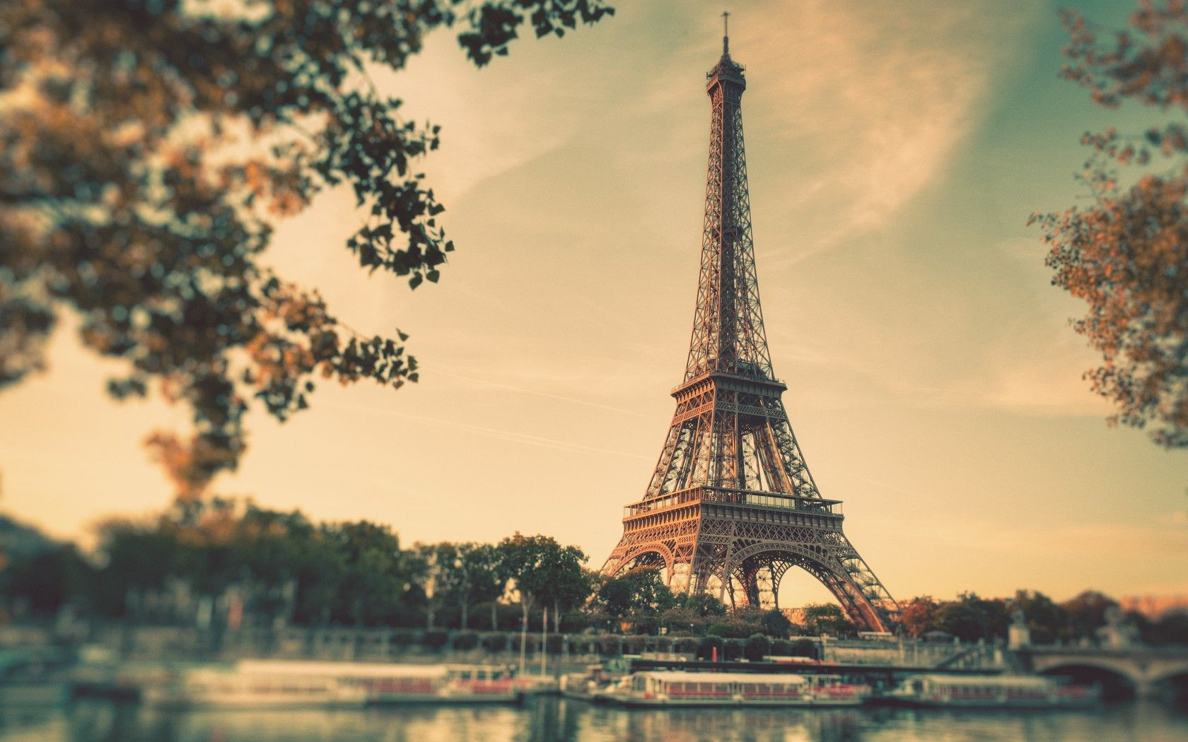 Tháp Eiffel một biểu tượng của nước Pháp | Du học Pháp